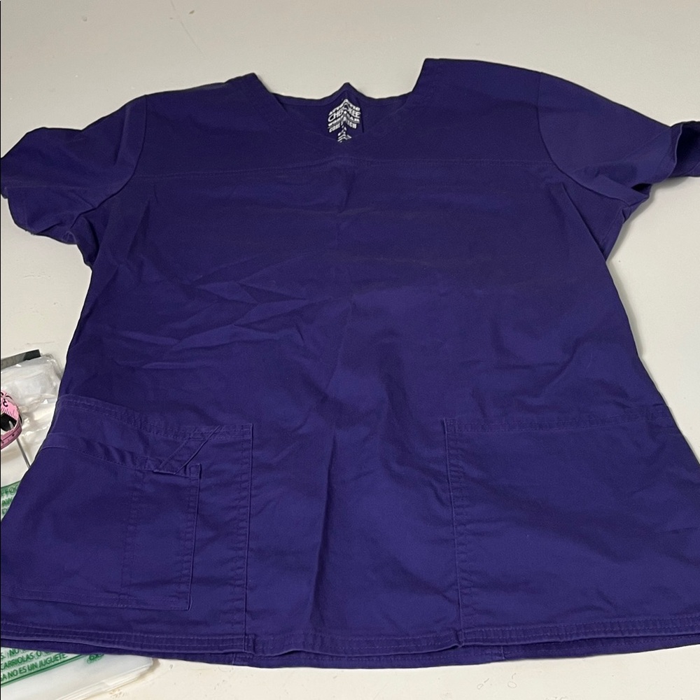 Cherokee Workwear Medium Purple Core Stretch Short Sleeve V Neck Scrub Top